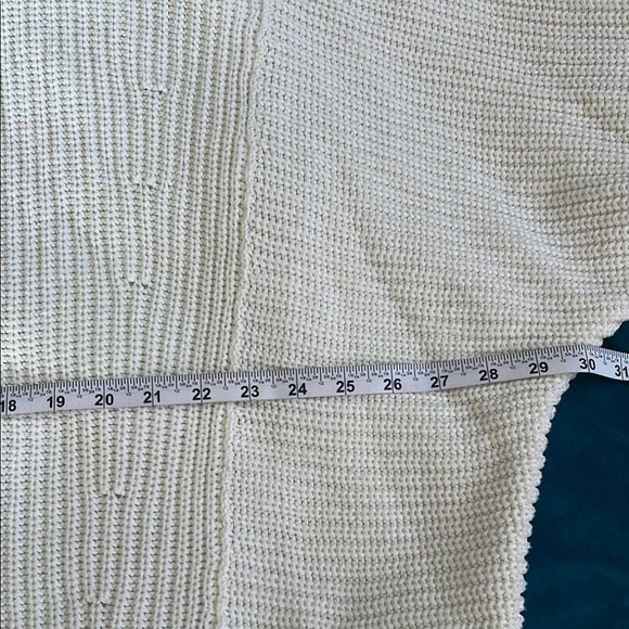 Free People oversized Cream Ribbed Knit Turtleneck Sweater S chunky knit - Picture 8 of 12